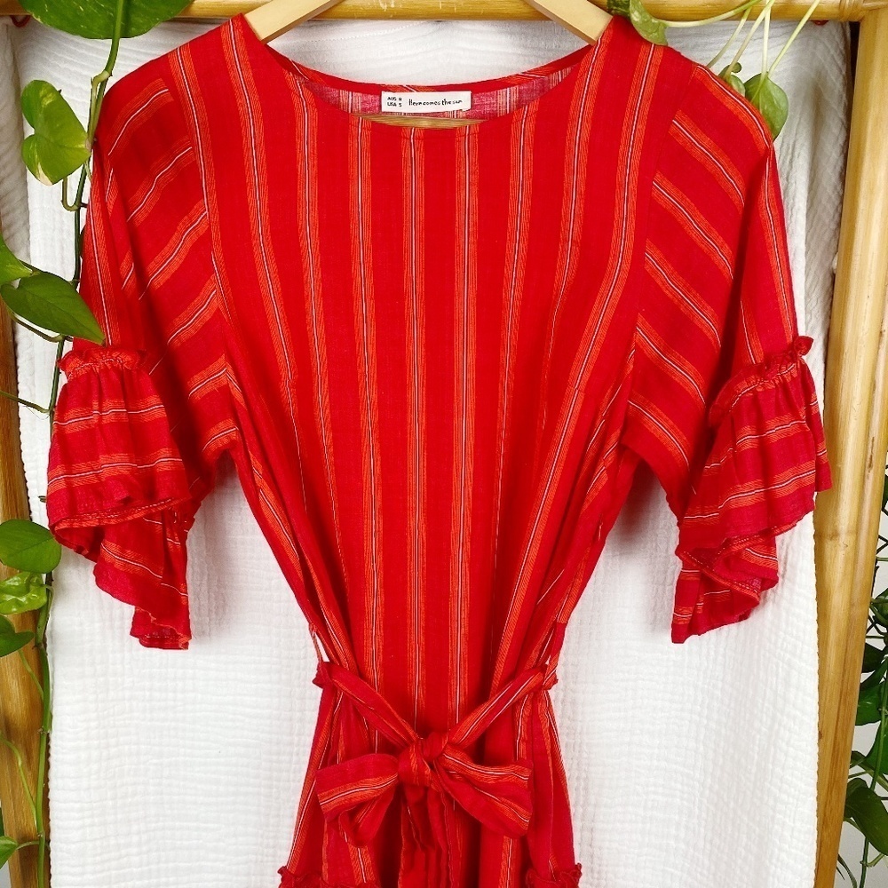 HERE COMES‎ THE SUN RUFFLED HIP TIE DRESS​​​​​